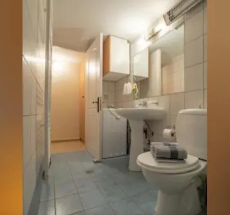 Amphitrite's House * Néon Oítilon